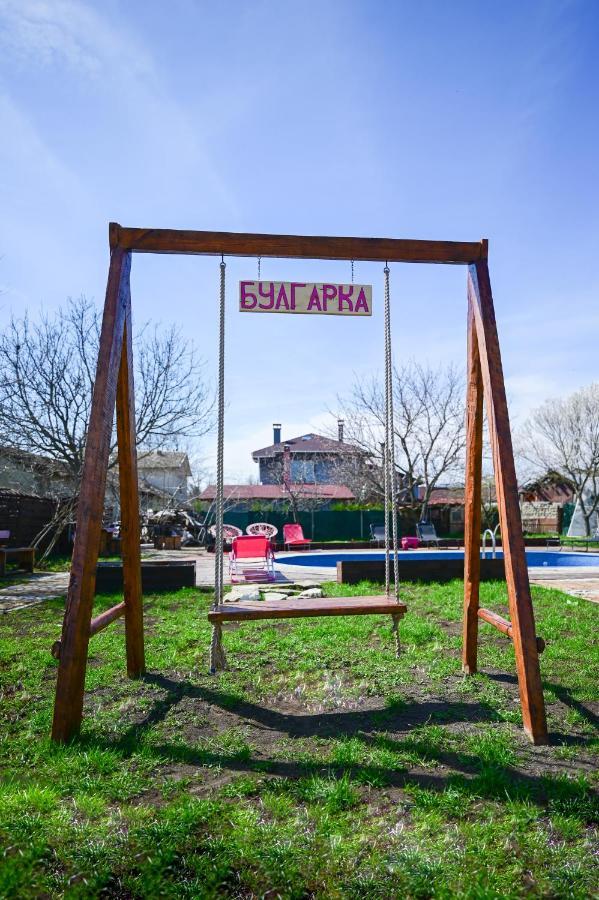 Guest House Bulgarka Dibich Exterior foto